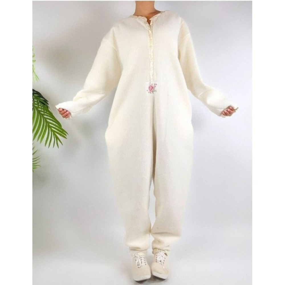 Vtg. 90's‎ VICTORIA'S SECRET cream cottage Core Cozy jumpsuit PJ'S Women SZ M
